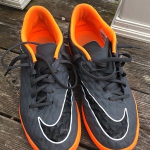 These are used indoor soccer shoes.